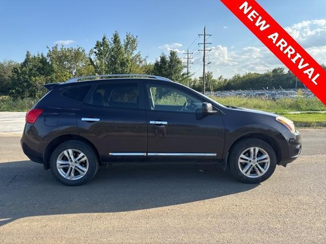 Photo of 2012 Black Amethyst Nissan Rogue