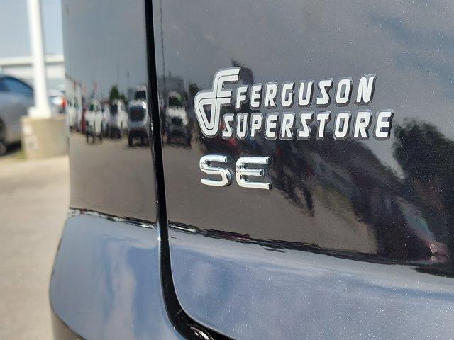 Photo of 2024 Deep Black Pearl Effect Volkswagen Atlas Cross Sport