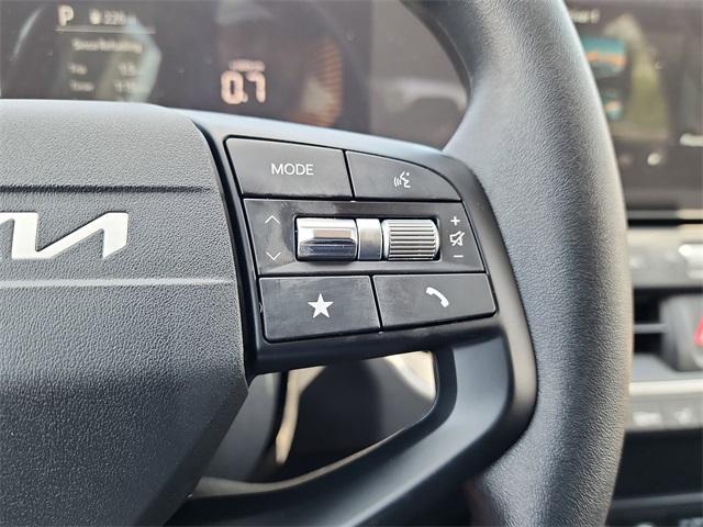 Photo of 2025 Currant Red Kia K4