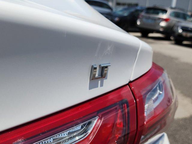 Photo of 2022 Summit White Chevrolet Malibu