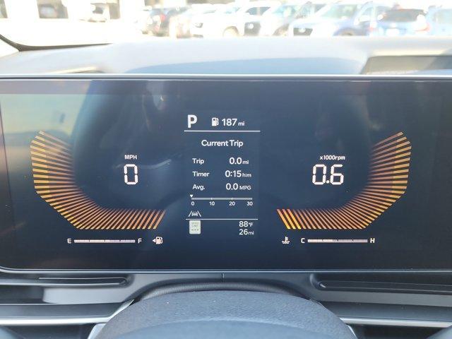 Photo of 2026 Snow White Pearl Kia Carnival