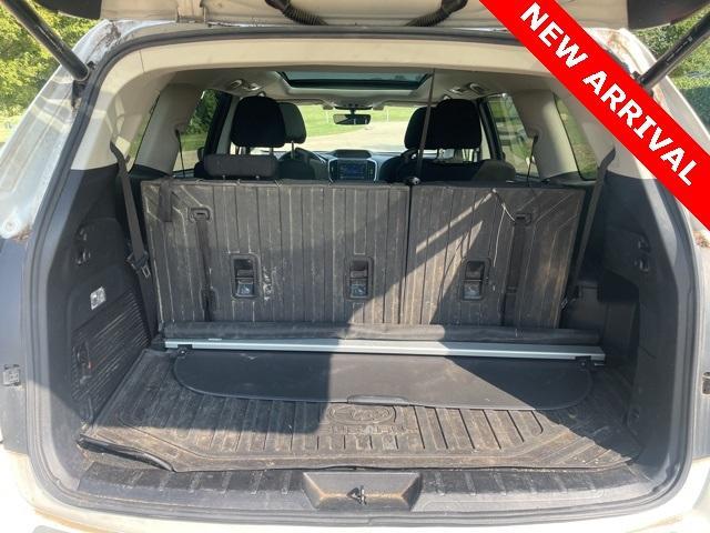 Photo of 2020 Crystal White Pearl Subaru Ascent