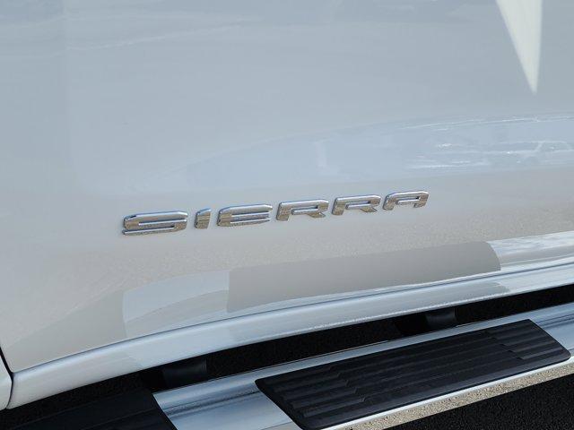 Photo of 2025 Summit White GMC Sierra 1500