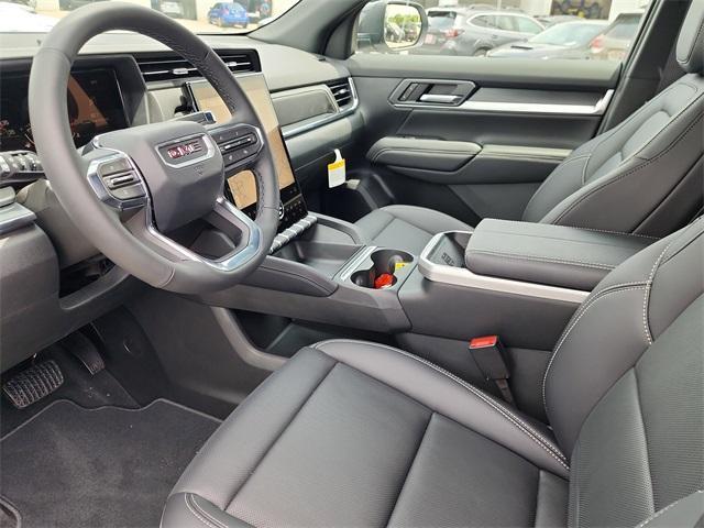 Photo of 2026 Summit White GMC Terrain
