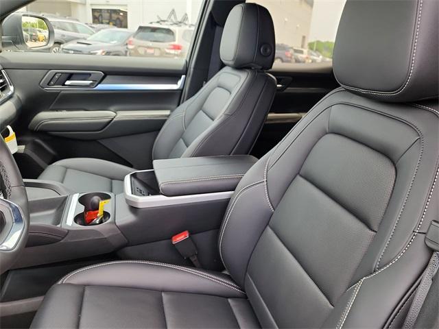 Photo of 2026 Summit White GMC Terrain