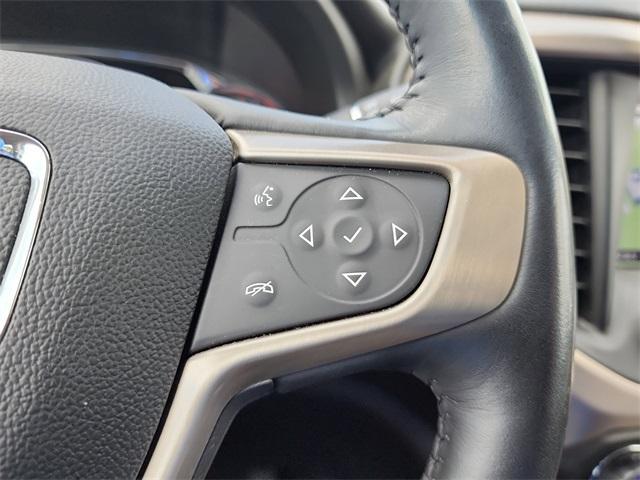 Photo of 2019 White Frost Tri-Coat GMC Acadia