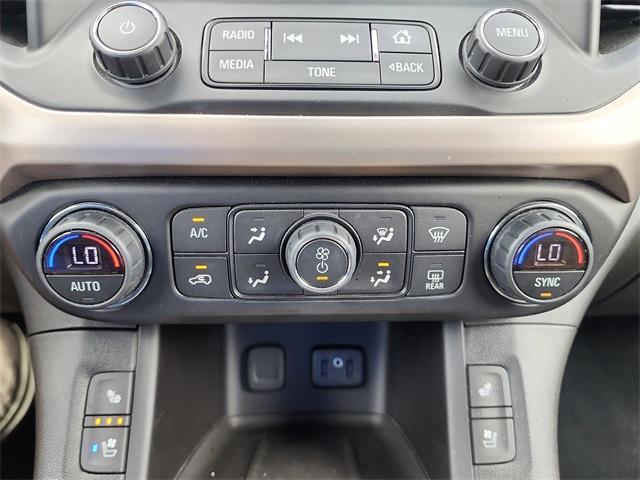 Photo of 2019 White Frost Tri-Coat GMC Acadia