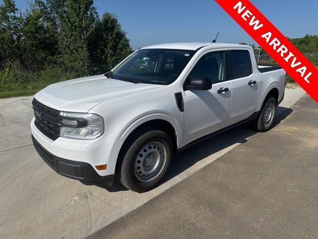 Photo of 2024 Oxford White Ford Maverick