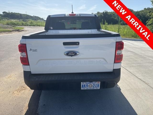 Photo of 2024 Oxford White Ford Maverick