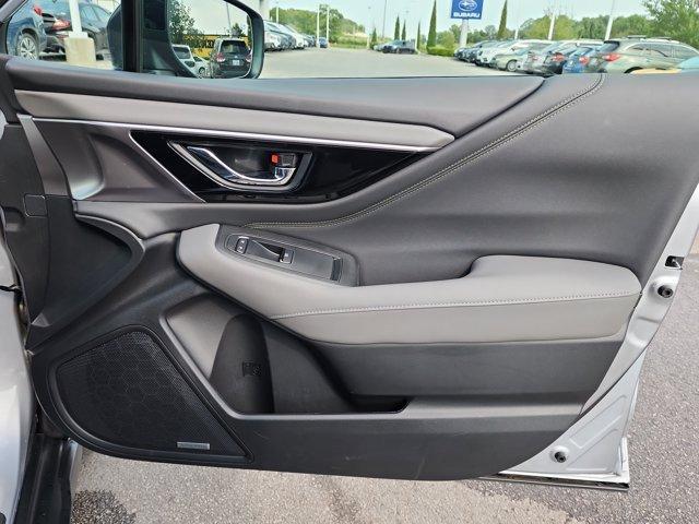 Photo of 2025 Ice Silver Metallic Subaru Outback