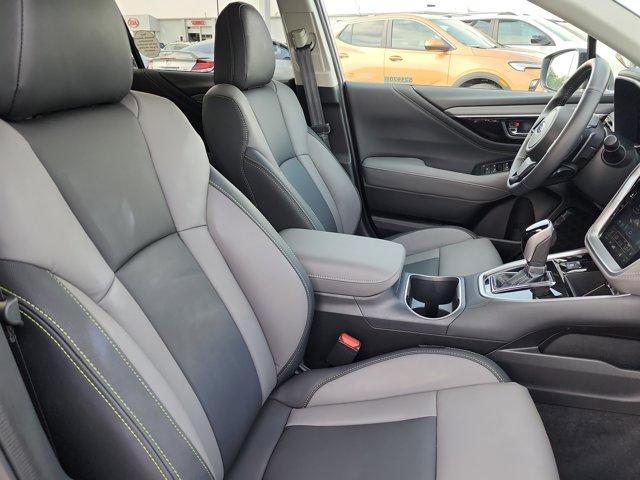 Photo of 2025 Ice Silver Metallic Subaru Outback