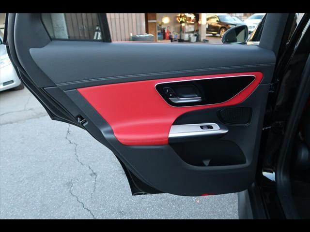 Photo of 2024 Black Mercedes-Benz GLC 300