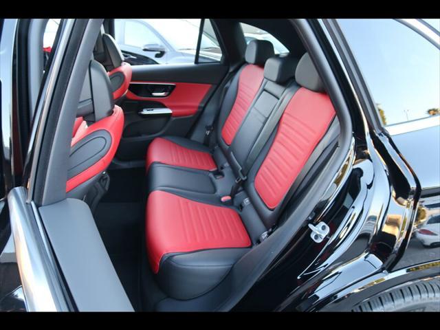 Photo of 2024 Black Mercedes-Benz GLC 300