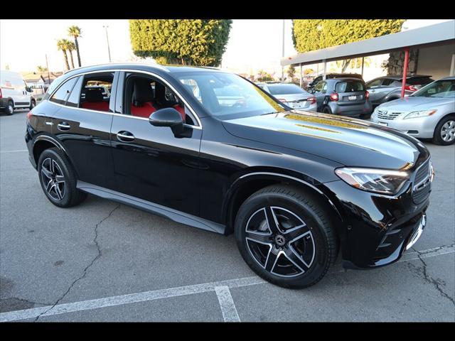 Photo of 2024 Black Mercedes-Benz GLC 300