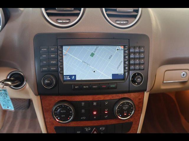Photo of 2008 Arctic White Mercedes-Benz M-Class