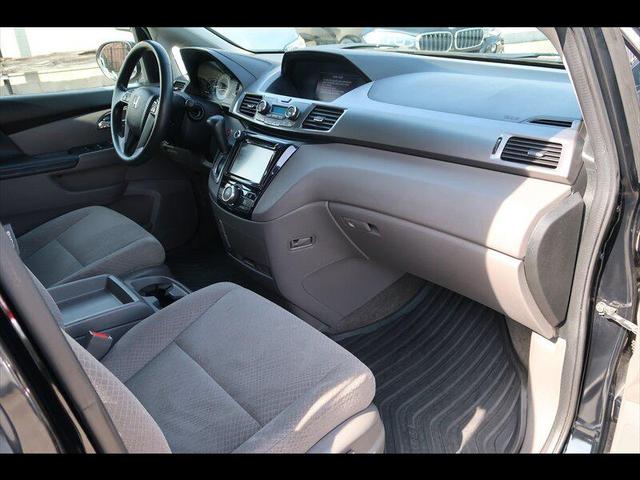 Photo of 2014 Crystal Black Pearl Honda Odyssey