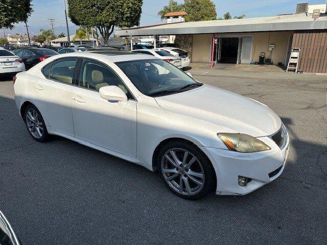 Photo of 2007 Tungsten Pearl Lexus IS 250