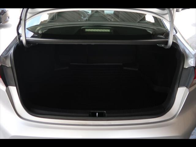Photo of 2022 Classic Silver Metallic Toyota Corolla