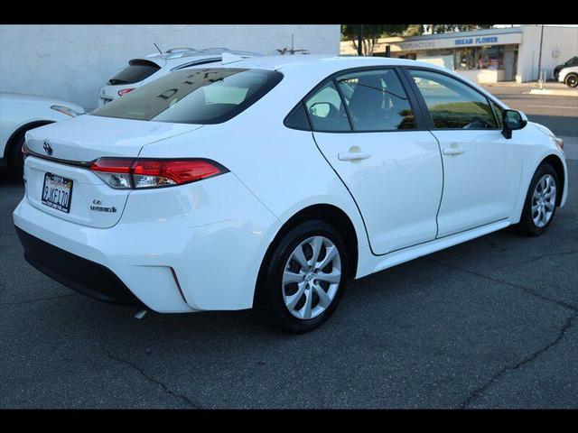 Photo of 2024 Ice Cap Toyota Corolla