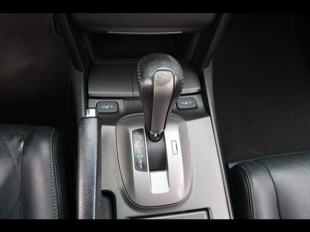 Photo of 2010 White Diamond Pearl Honda Accord Crosstour