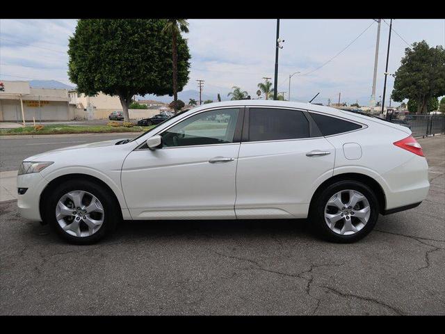 Photo of 2010 White Diamond Pearl Honda Accord Crosstour