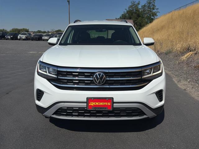 Photo of 2021 Pure White Volkswagen Atlas