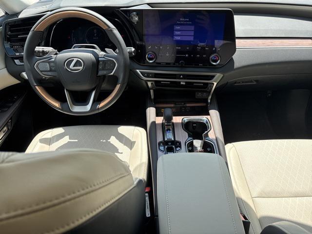 Photo of 2024 Iridium Lexus RX 350