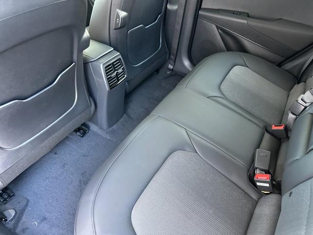 Photo of 2025 Aurora Black Pearl Kia Niro EV