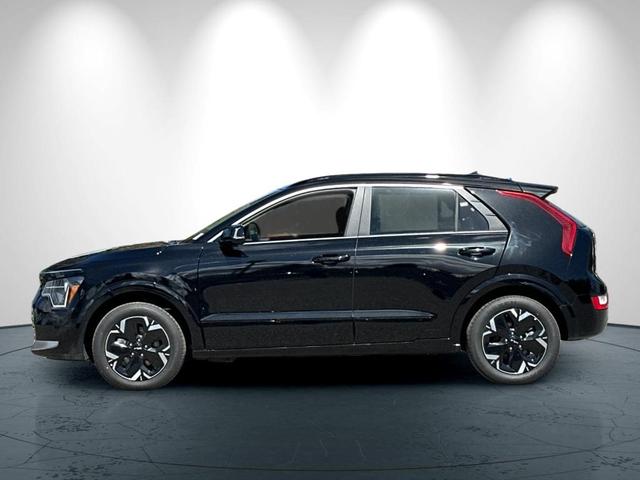 Photo of 2025 Aurora Black Pearl Kia Niro EV