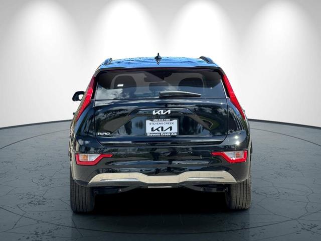 Photo of 2025 Aurora Black Pearl Kia Niro EV
