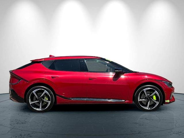 Photo of 2023 Runway Red Kia EV6