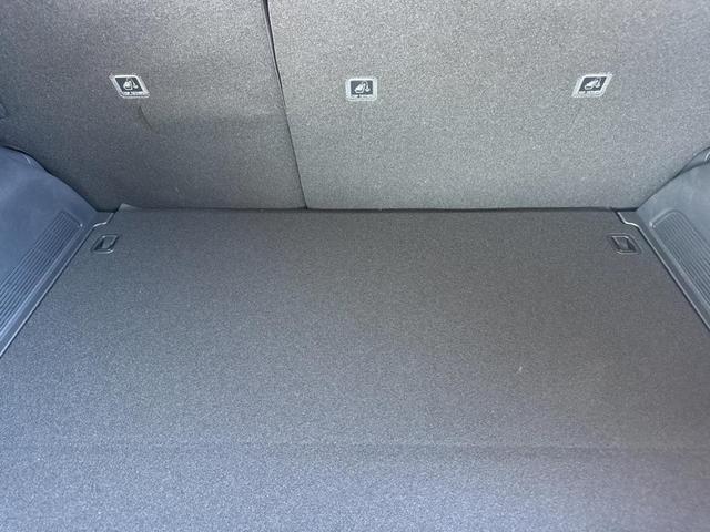 Photo of 2025 Gray Kia Niro Plug-In Hybrid