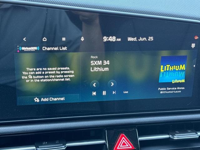 Photo of 2025 Gray Kia Niro Plug-In Hybrid