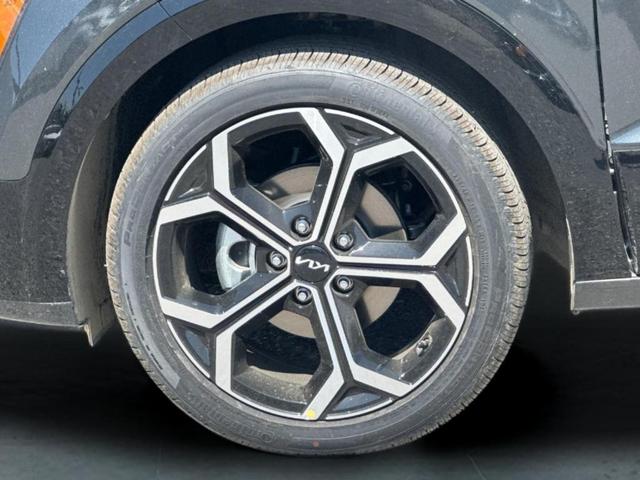 Photo of 2025 Gray Kia Niro Plug-In Hybrid