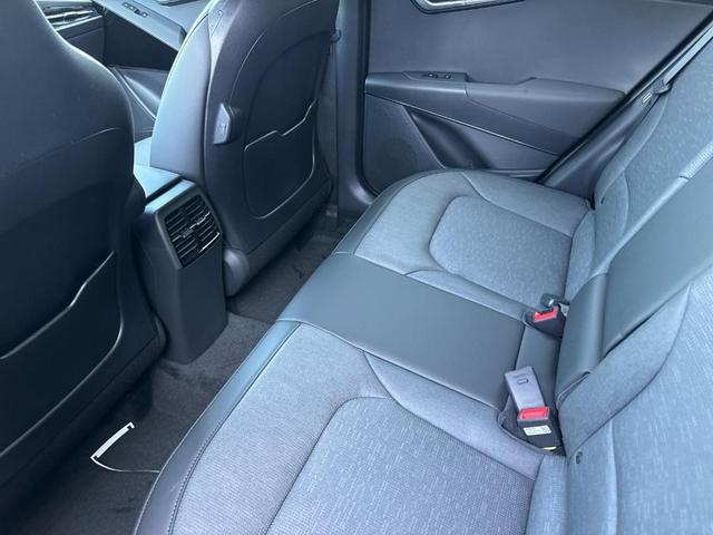 Photo of 2025 Gray Kia Niro Plug-In Hybrid