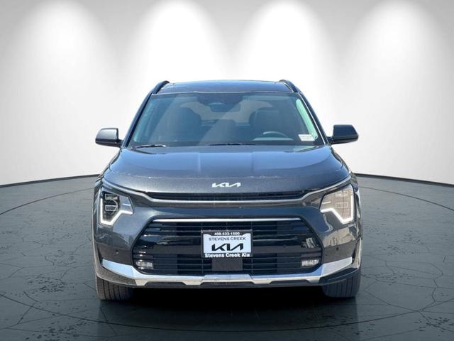 Photo of 2025 Gray Kia Niro Plug-In Hybrid