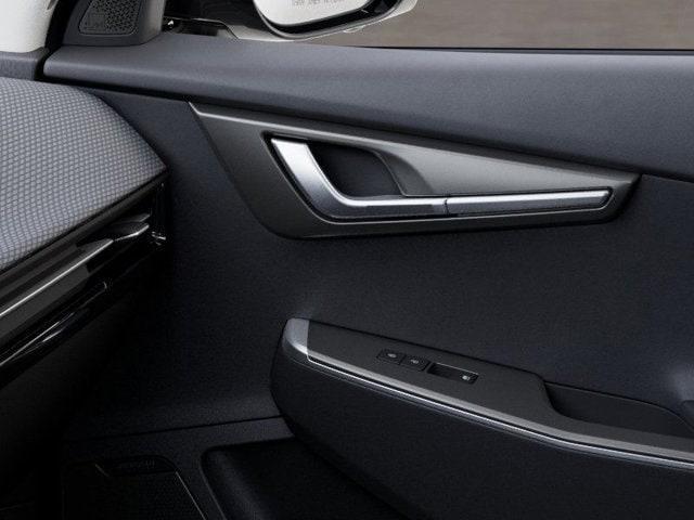 Photo of 2025 Ebony Black Kia EV6