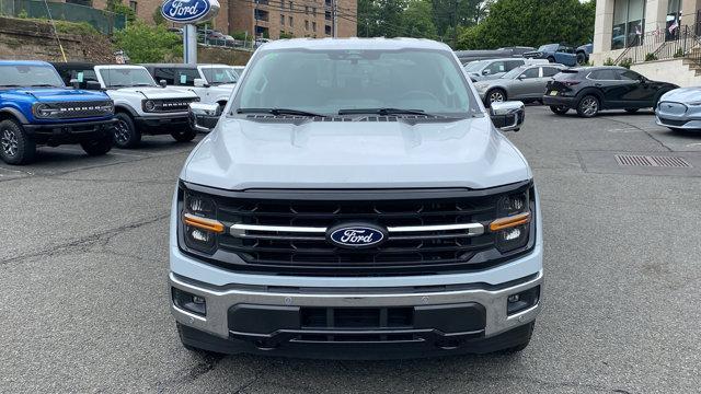 Photo of 2025 White Metallic Ford F-150