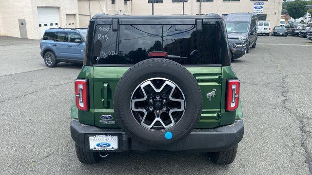 Photo of 2025 Eruption Green Metallic Ford Bronco