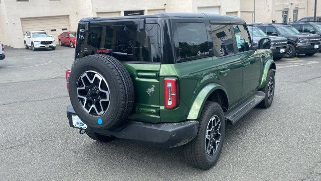 Photo of 2025 Eruption Green Metallic Ford Bronco
