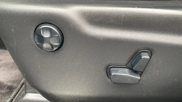Photo of 2017 Granite Metallic Clearcoat Dodge Durango