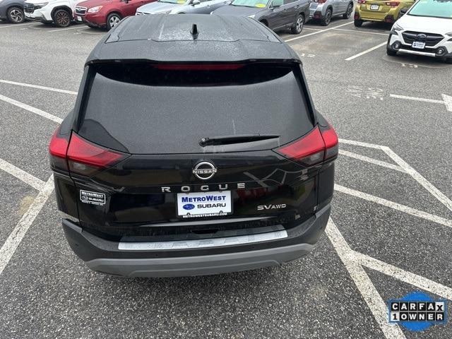 Photo of 2022 Black Nissan Rogue