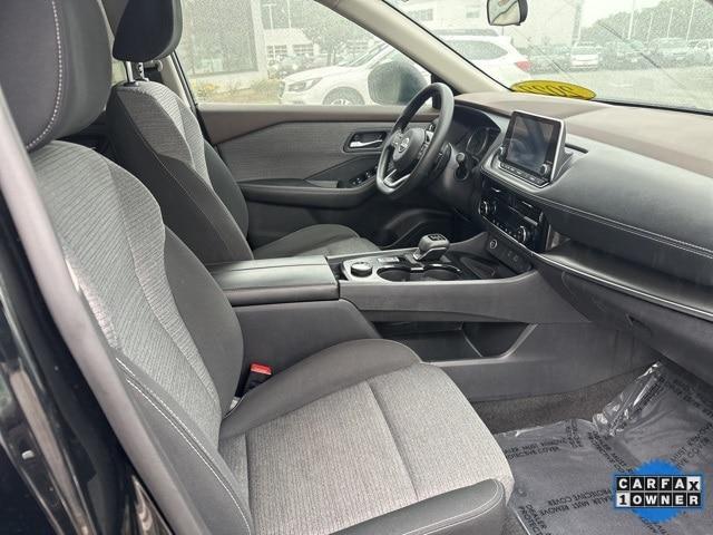 Photo of 2022 Black Nissan Rogue