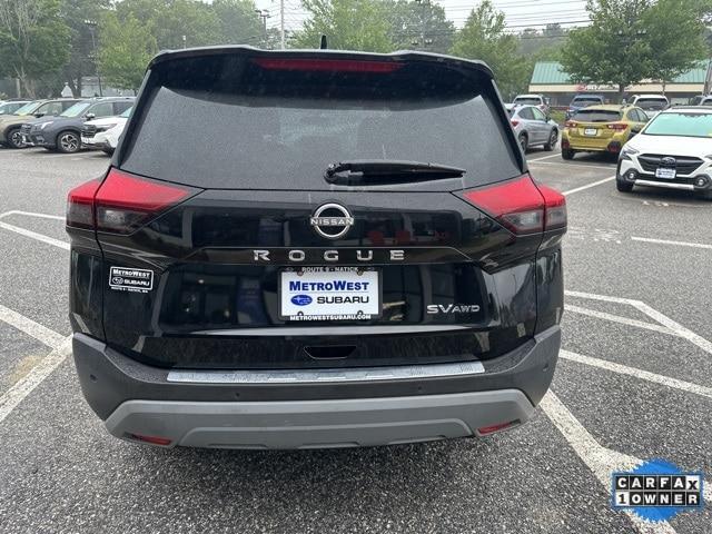 Photo of 2022 Black Nissan Rogue
