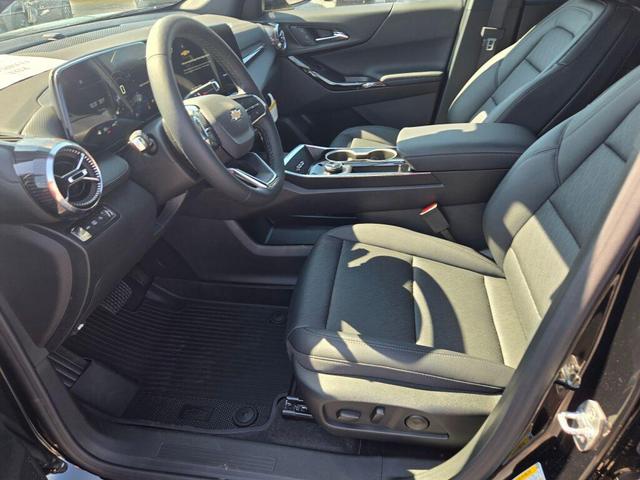 Photo of 2026 Mosaic Black Metallic Chevrolet Equinox