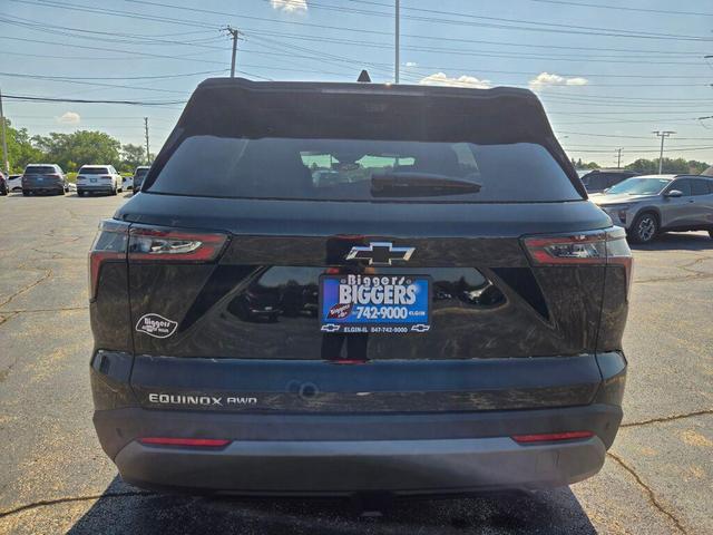 Photo of 2026 Mosaic Black Metallic Chevrolet Equinox