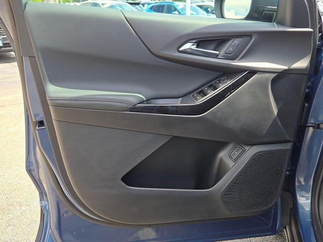 Photo of 2026 Lakeshore Blue Metallic Chevrolet Equinox