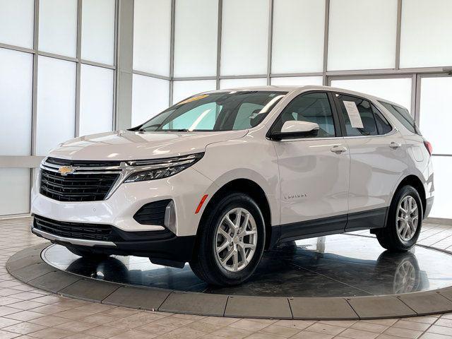 Photo of 2022 Iridescent Pearl Tricoat Chevrolet Equinox