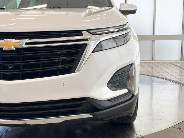 Photo of 2022 Iridescent Pearl Tricoat Chevrolet Equinox