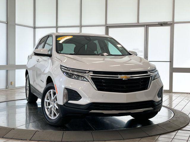 Photo of 2022 Iridescent Pearl Tricoat Chevrolet Equinox